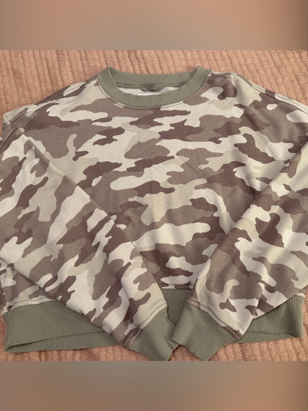 NWOT aerie olive green camo sweatshirt